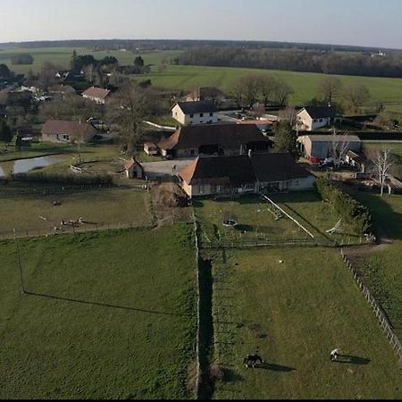 La Ferme De La Chassagne Hotel Devrouze Buitenkant foto